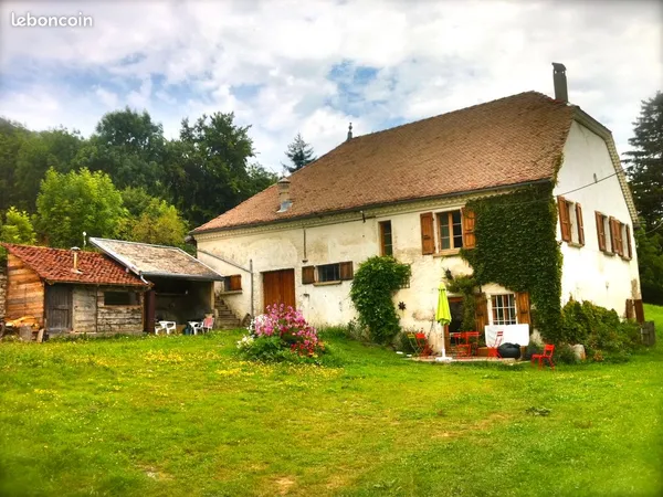 Ferme, maison t4 de 110 m2, Trièves Vercors, avec grands espaces extérieurs, à 35mn de Grenoble 