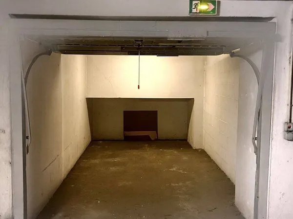 Parking 10 m² 