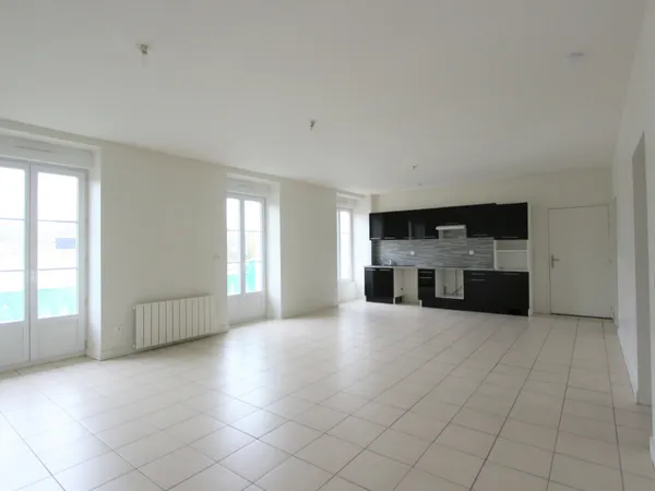 Investissement locatif : POUGUES LES EAUX, appartement 104m2 