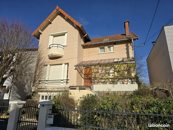 Maison 4 pièces 122 m² 