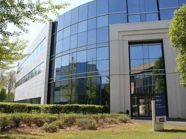 Bureaux 2207 m² 