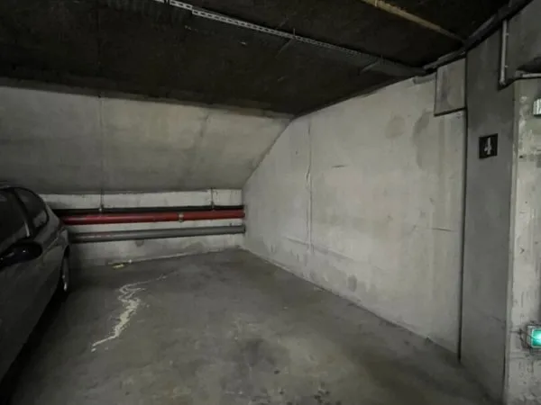 Garage/Parking 15 m²