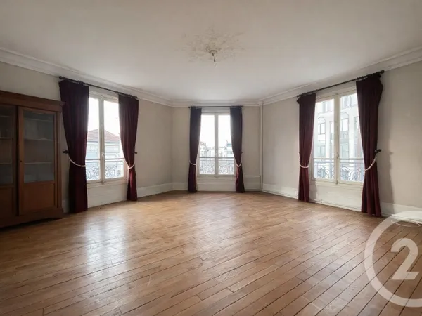 Appartement 4 pièces 82 m² 