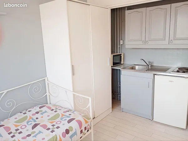 Studio meublé Montbéliard centre 17m2 