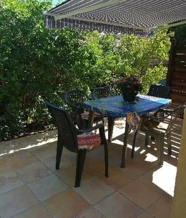 Studio 1 pièce 45 m² 