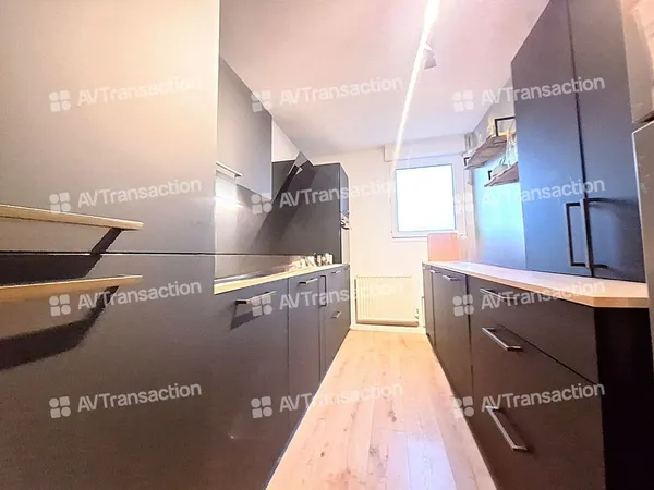 BEAU T3 69m² de 2007- ENTIEREMENT RENOVE-Balcon-GARAGE 