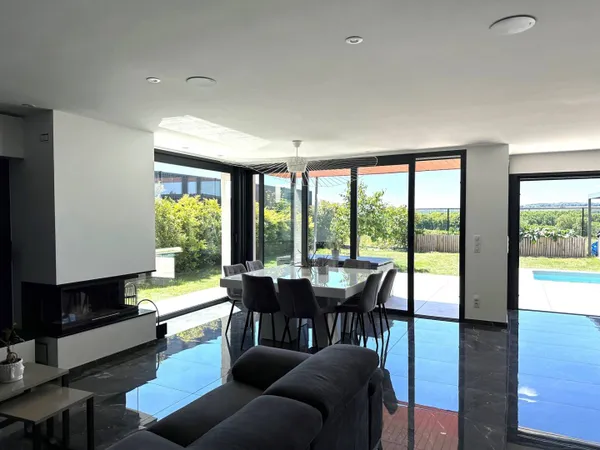 Maison 6 pièces 190 m² 