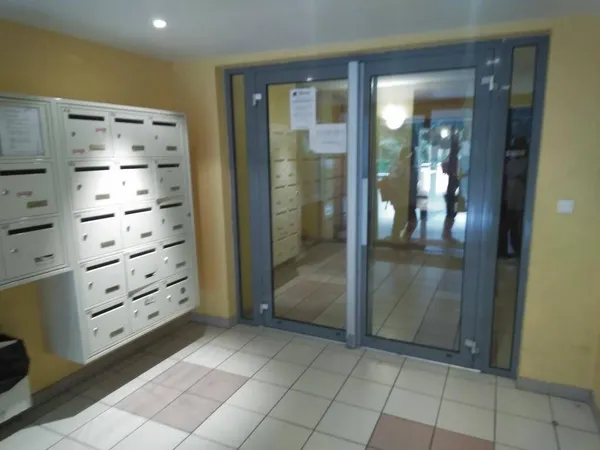 Studio 1 pièce 26 m² 