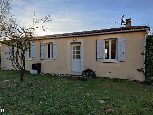 T4 plain pied rénové avec jardin privé - Rare sur Montcuq - Disponible rapidement 