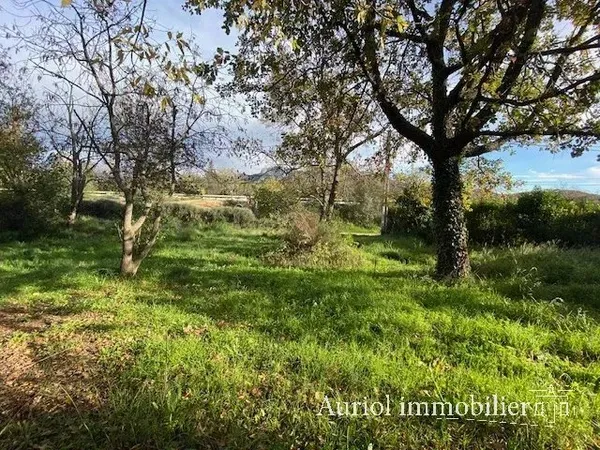 Terrain 1000 m² 