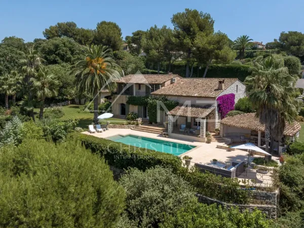 Proche Saint-Paul-de-Vence - Propriété familiale dans domaine pr 