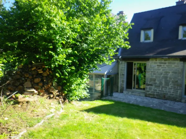centre bourg Questembert grande maison terrain garage 
