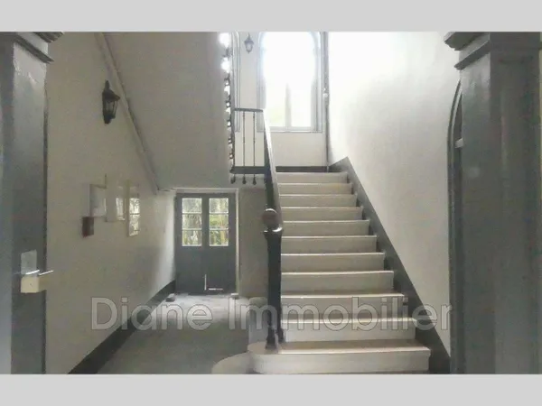 Appartement 5 pièces 175 m² 
