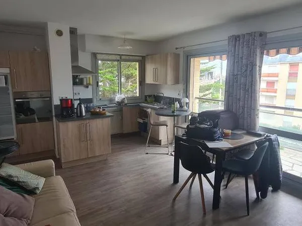 Studio 1 pièce 41 m² 