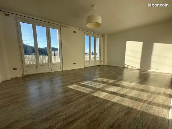 Appartement 3 pièces 74 m² 