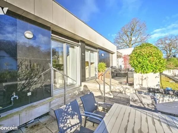 Appartement 6 pièces 174 m² 