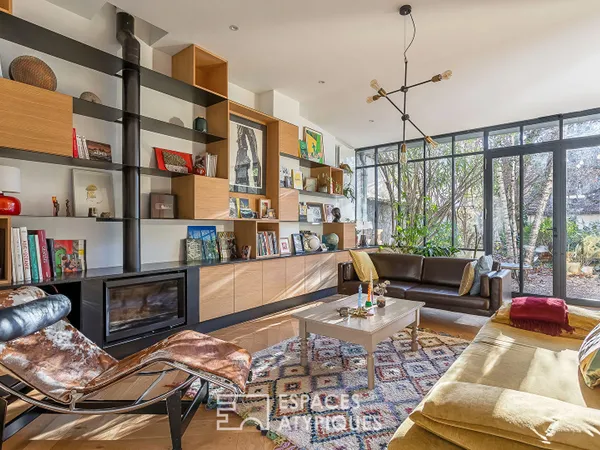 Maison de charme rénovée avec extension et jardin coeur Montchat 