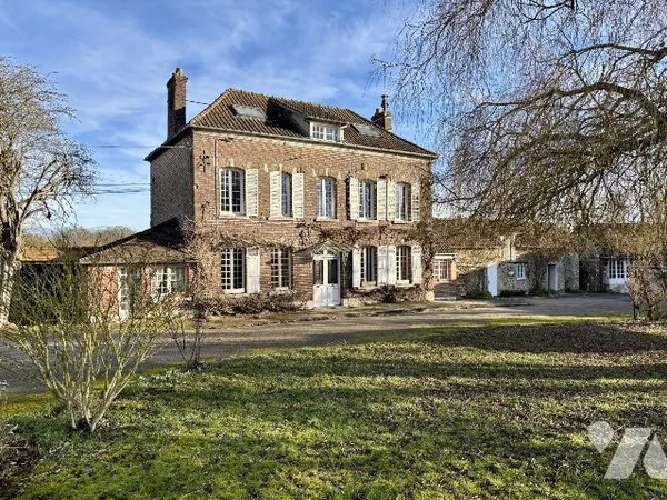 Maison 7 pièces 196 m² 