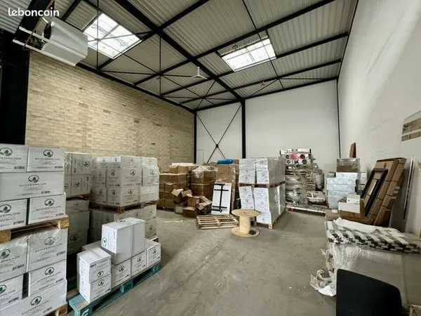 Local commercial 494 m² 