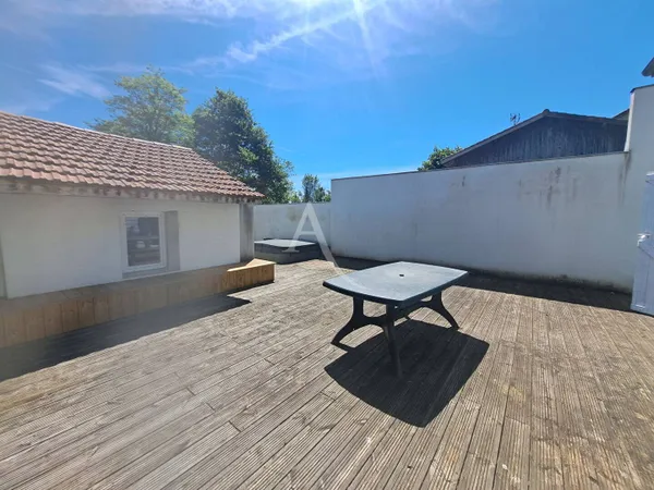 Maison 6 pièces 148 m² 
