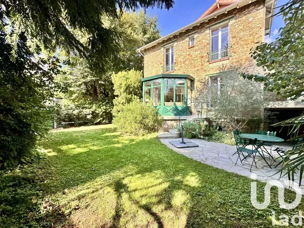 Villa 10 pièces 156 m² 