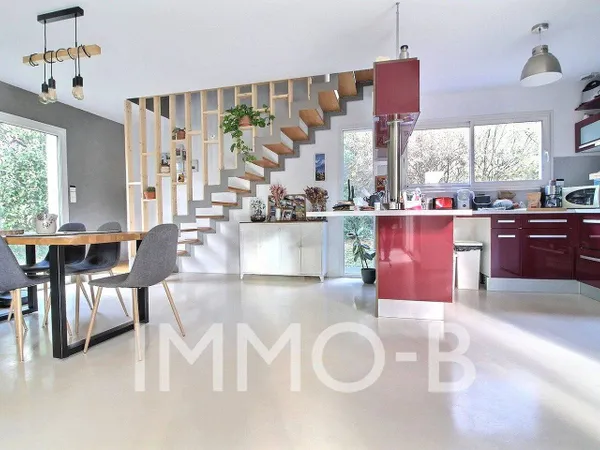 Maison 4 pièces 118 m² 