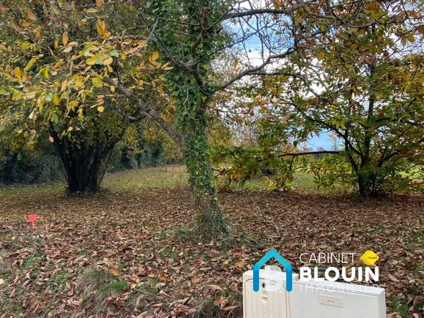 Terrain 639 m² NOZAY 