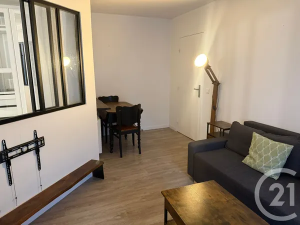 Studio 1 pièce 34 m² 