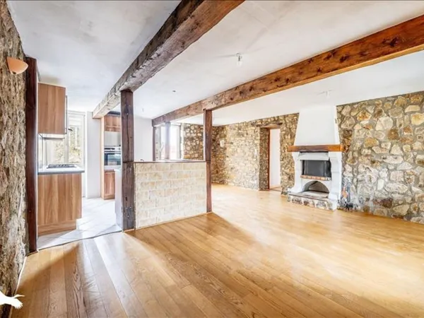 Appartement de 3 pièces principales 