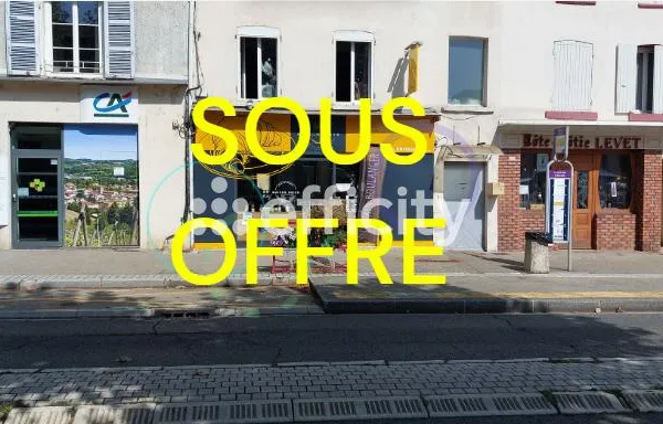 Local commercial 2 pièces 52 m² 