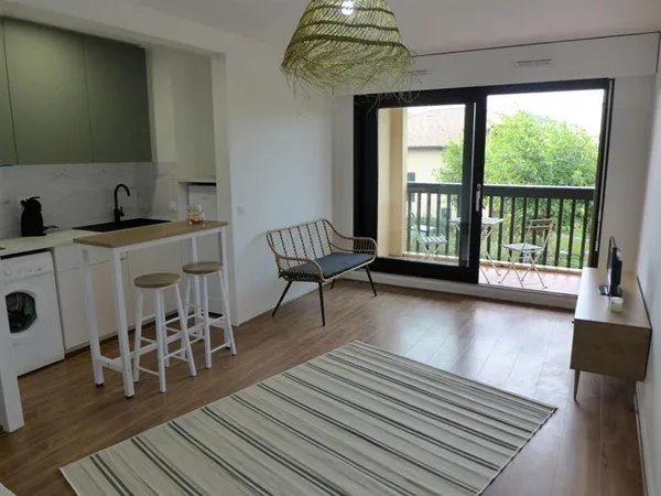 Anglet- Studio à louer meublé à l'année 