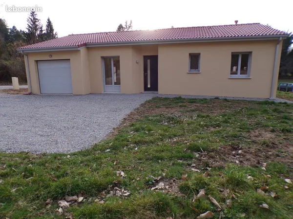 Maison individuelle neuve (2025), lumineuse, au calme, 102m², plain pied, 3 Chambres, Garage, 