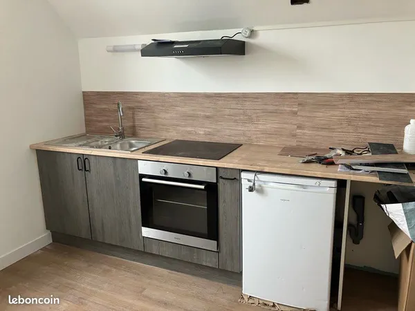 T3 rénové 68 m² - 2 chambres - La Loupe, proche gare 