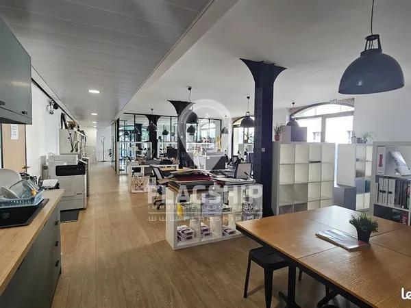 Bureaux 190 m² IVRY SUR SEINE 