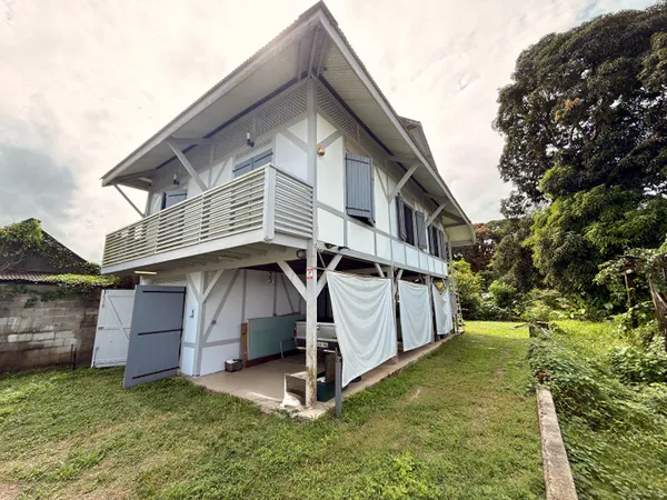 Maison Roura 5 pièce(s) 100 m2 