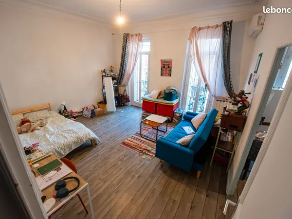 Beau T2 meublé - Rue Paradis, 13008 Marseille 