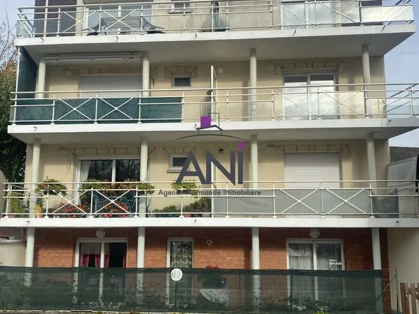 Studio 1 pièce 29 m² 