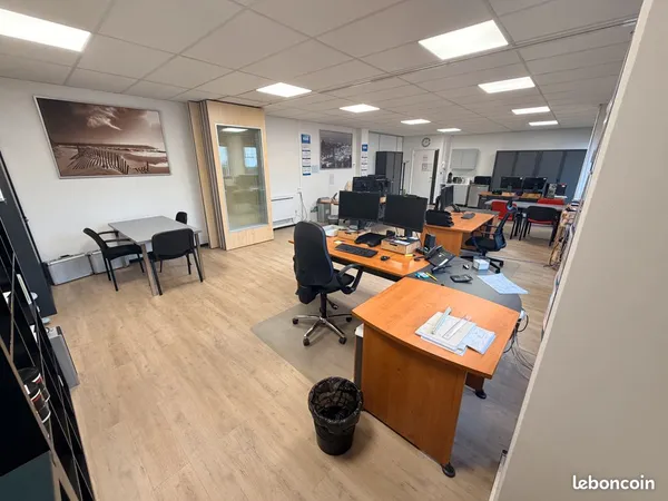 Bureau et Stockage 95m2 + Parking privé - Idéal Artisans et Entrepreneurs 
