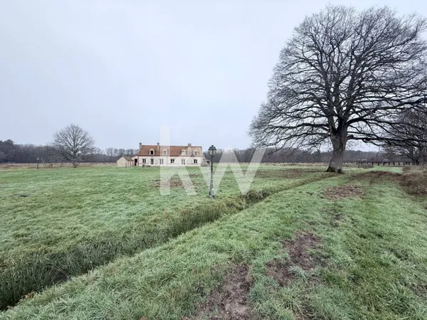 Maison 8 pièces 235 m² 
