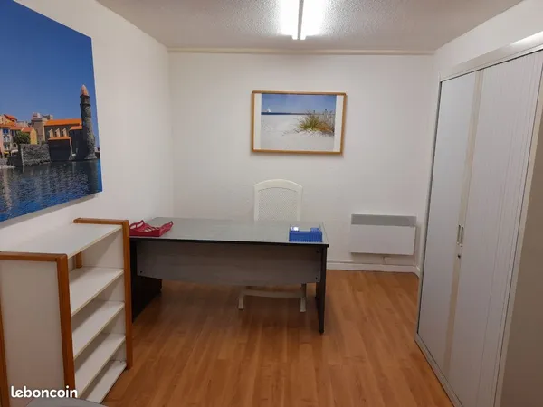 Bureau 14 m2 ZONE FRANCHE 
