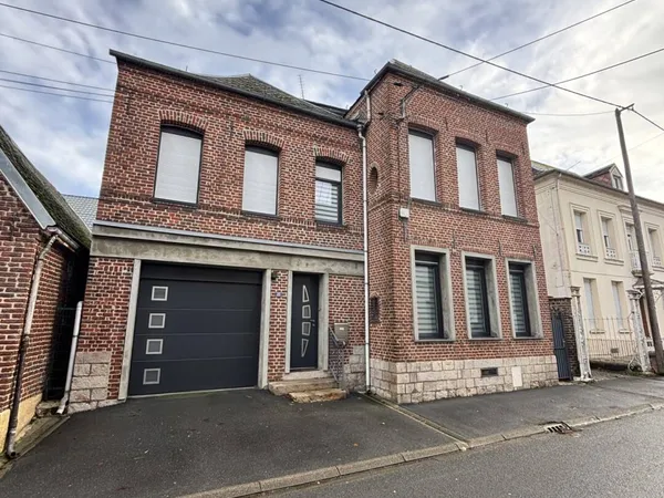 Maison 8 pièces 144 m² 