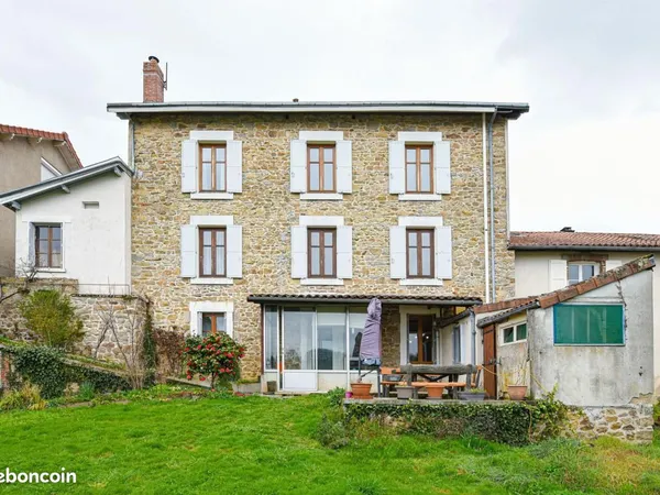 Maison 8 pièces 182 m² 