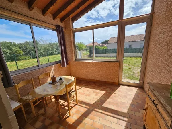 Maison de plain-pied 5 pièces 93 m² 