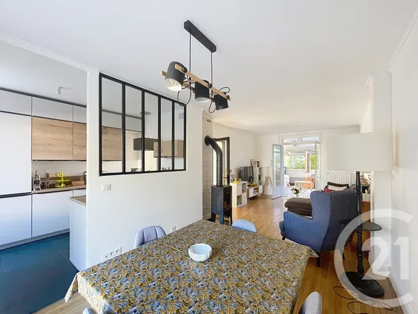 Maison 6 pièces 159 m² 