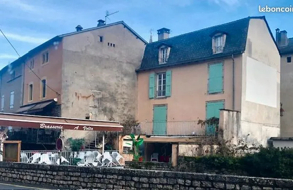 Immeuble locatif avec 4 appartements 