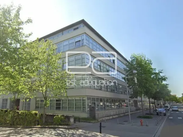 LOCAL COMMERCIAL A LOUER 