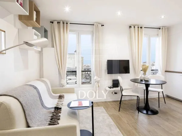 Studio 1 pièce 20 m² 