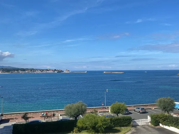 VUE SUR LA BAIE DE ST JEAN DE LUZ 