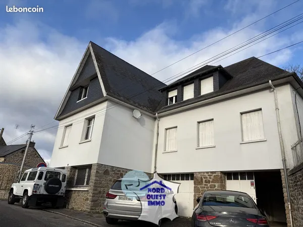 Maison 9 pièces 263 m² 