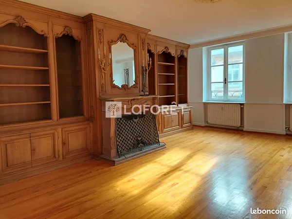 Appartement 3 pièces 104 m² 